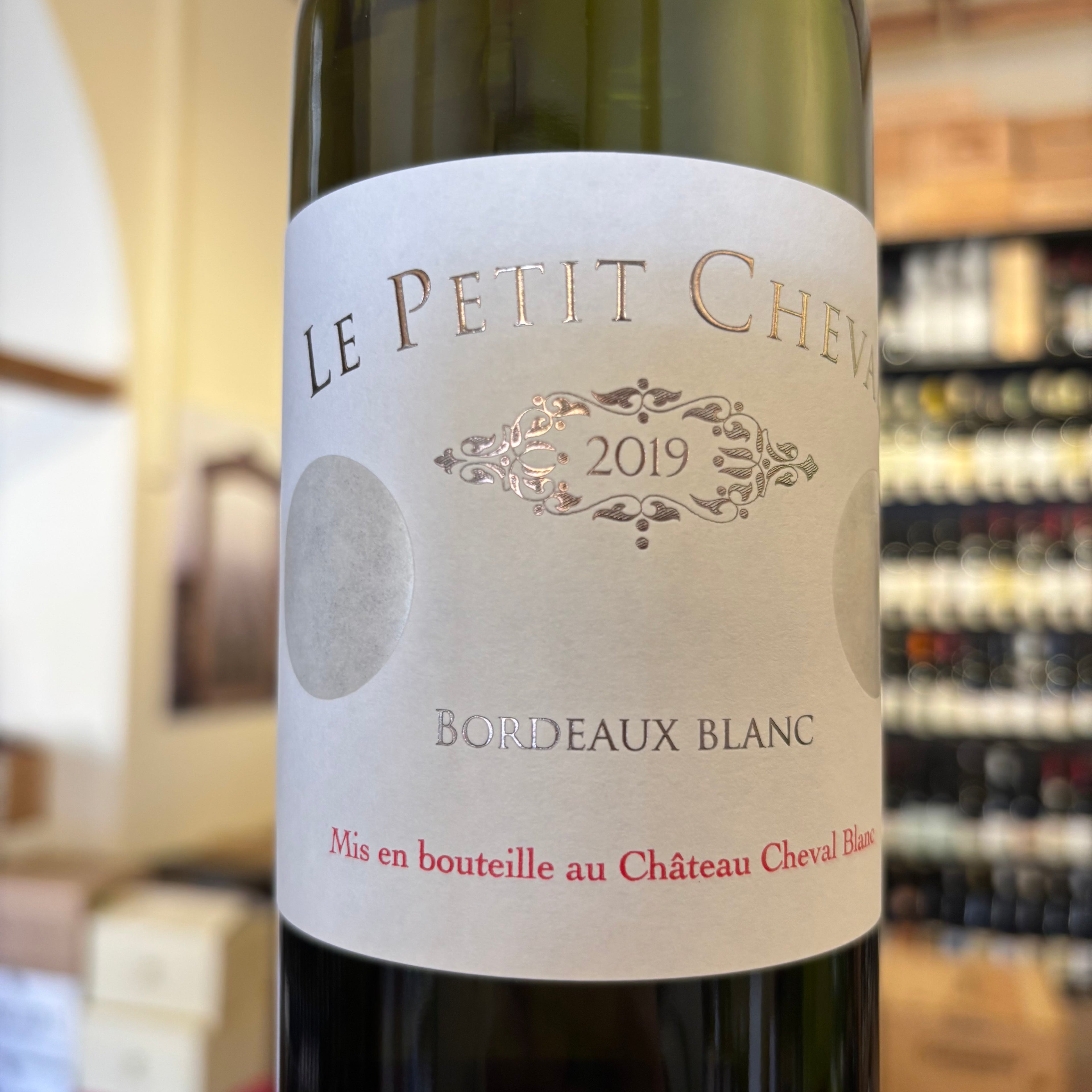 'Le Petit Cheval' Bordeaux Blanc 2019 Chateau Cheval Blanc chateau cheval blanc