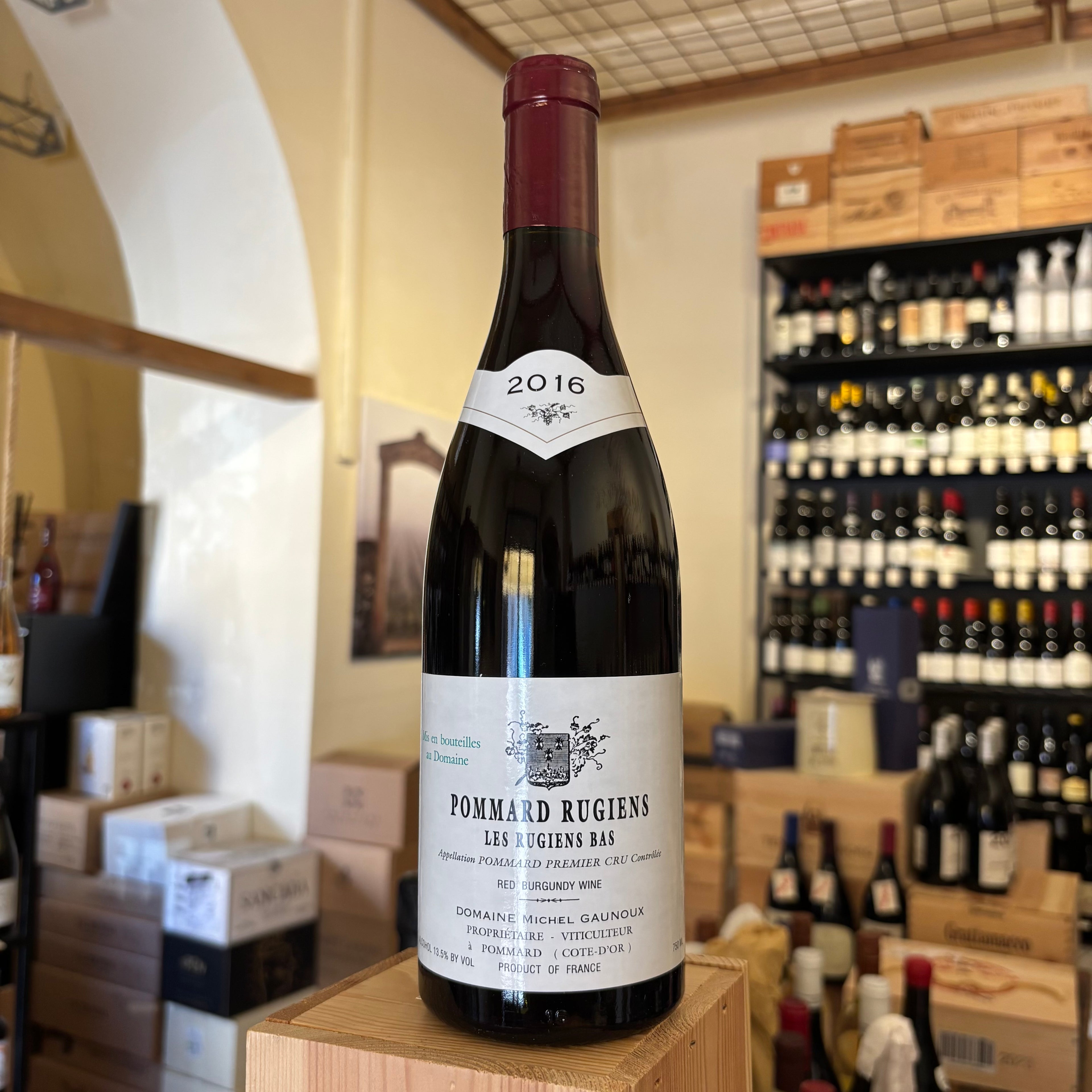 Les Rugiens Bas Pommard Premier Cru 2016 Domaine Michel Gaunoux michel gaunoux