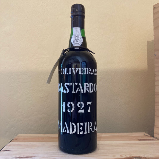 D'Oliveiras Bastardo Reserva Madeira Portugal 1927